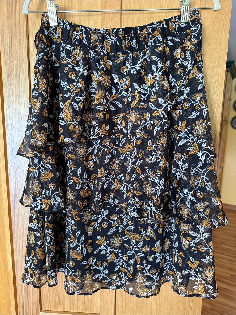MICHAEL KORS skirt S multi tier elastic waist